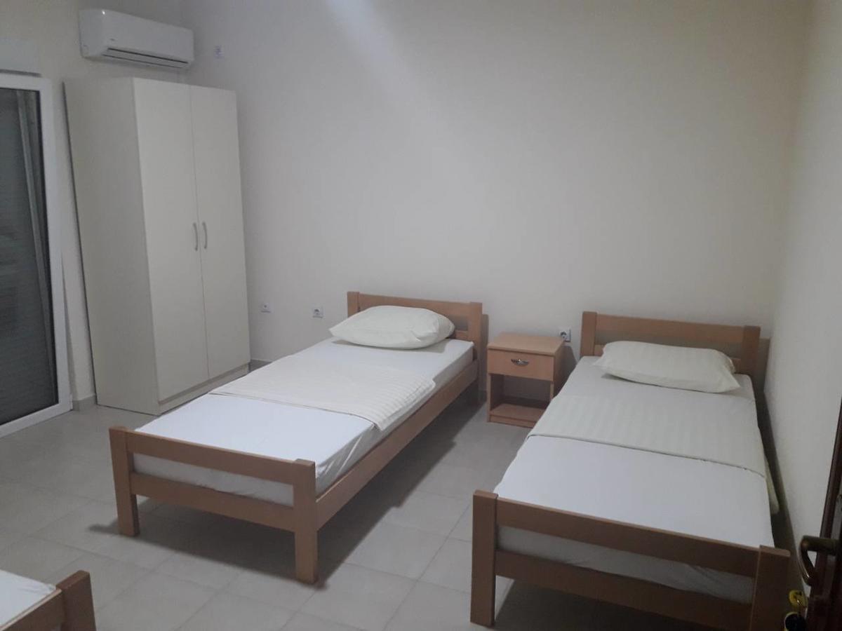 Korac Apartments Ulcinj Buitenkant foto