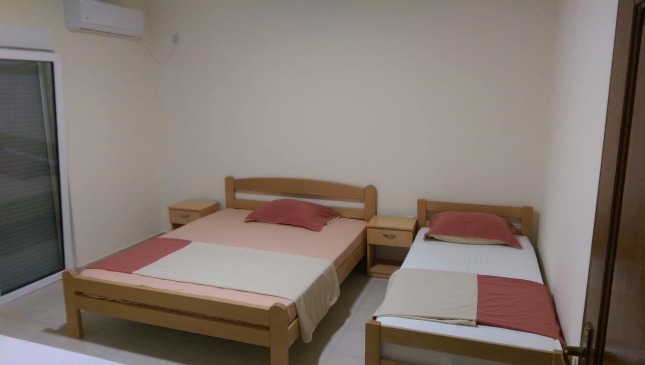 Korac Apartments Ulcinj Buitenkant foto