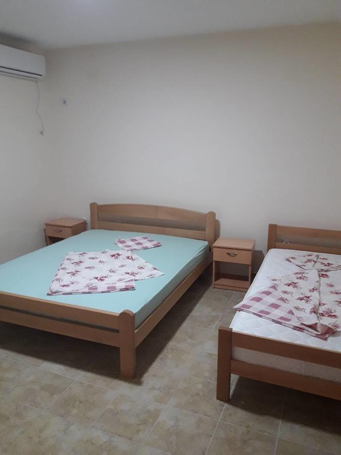 Korac Apartments Ulcinj Buitenkant foto
