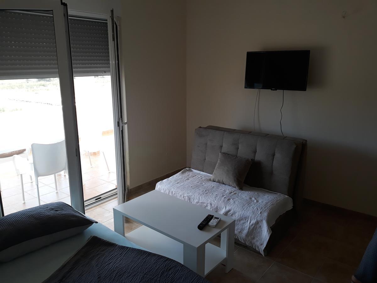 Korac Apartments Ulcinj Buitenkant foto