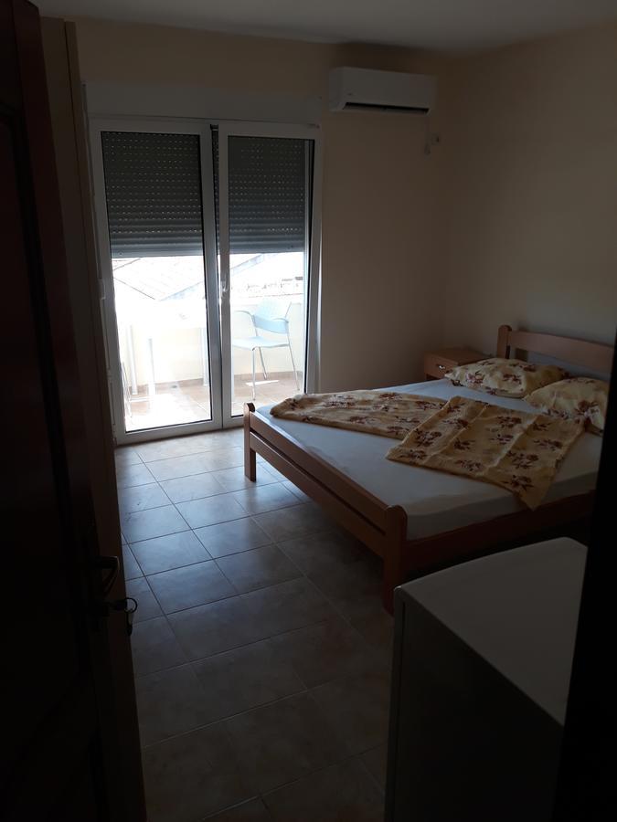 Korac Apartments Ulcinj Buitenkant foto