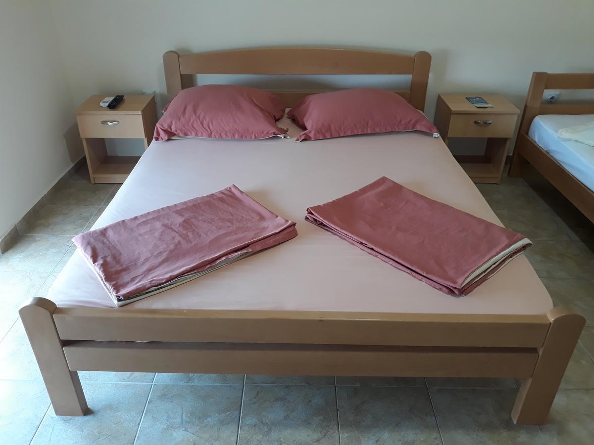 Korac Apartments Ulcinj Buitenkant foto